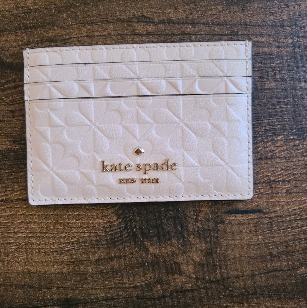 hollie spade clover geo embossed small slim card holder